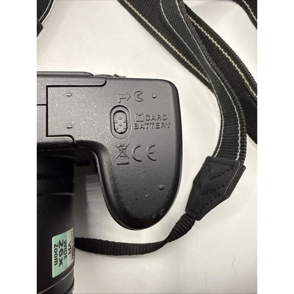 Nikon Coolpix L810 Optical Zoom Compact Digital Camera 4parts  (untested) W/ Bag